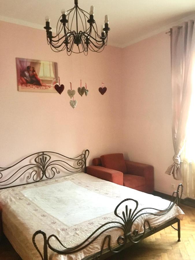 Lviv's Prospekt Shevchenka Apartments Exteriör bild