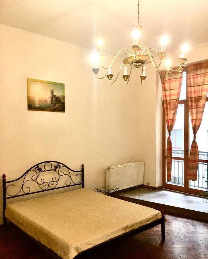 Lviv's Prospekt Shevchenka Apartments Exteriör bild