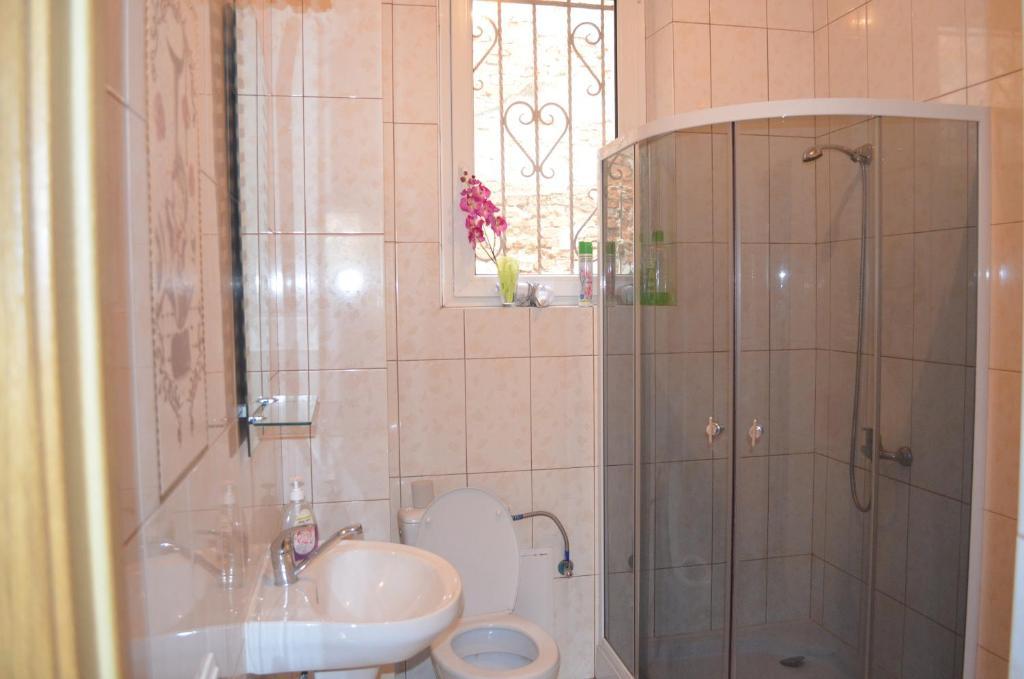 Lviv's Prospekt Shevchenka Apartments Rum bild
